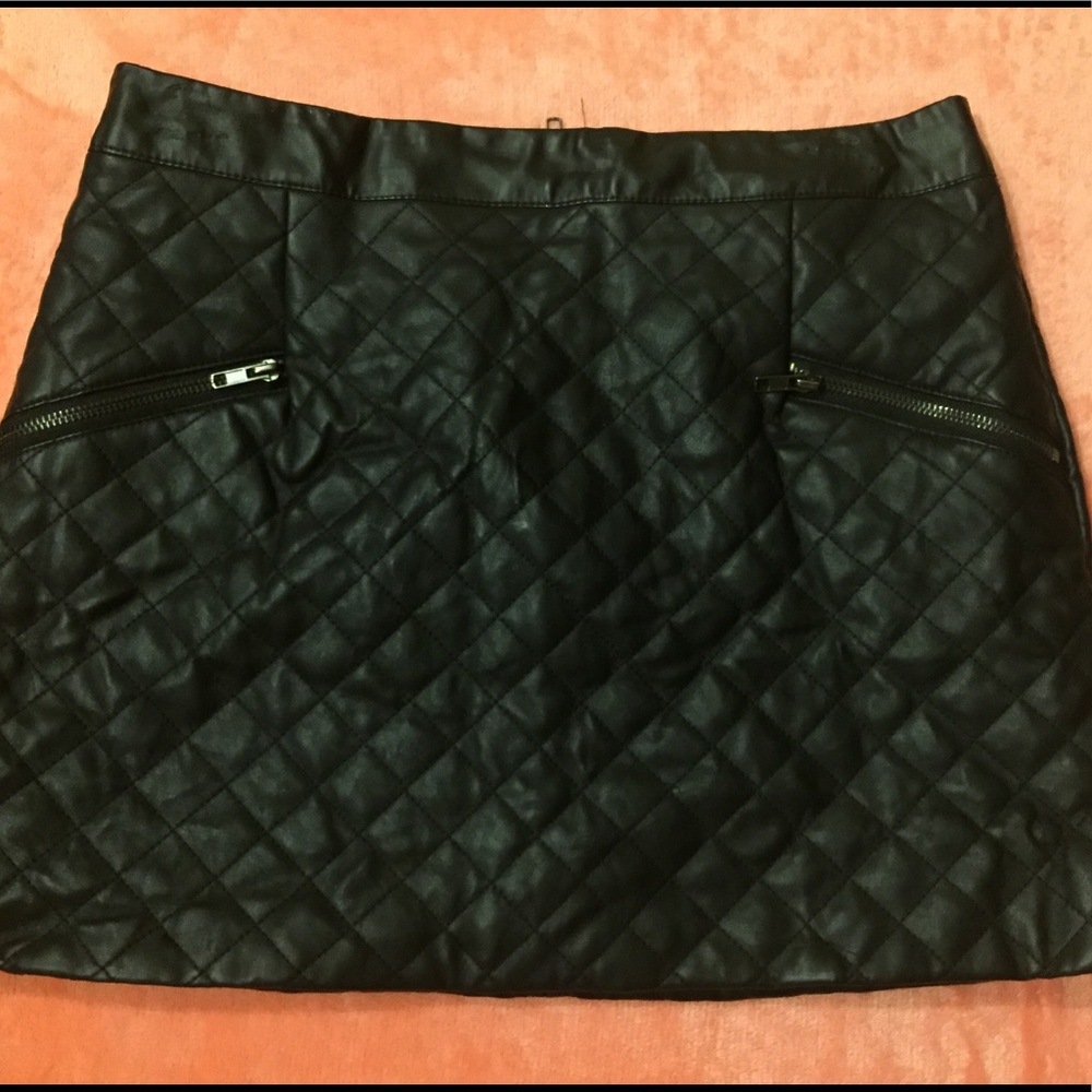 Connection 18 Faux Leather quilted skirt